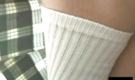 Vận động viên trẻ xnxx nhat ban khong che ngôi sao trong một tinh trên băng