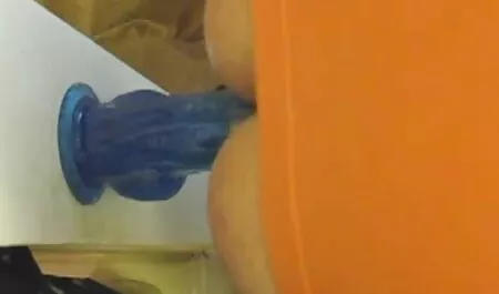 Các người phụ nữ có vấn đề với tình dục, và đã đến xem một nhà tâm lý học người ngay lập tức hiểu mọi việc và quyết định chữa bệnh cho cô ấy ở một phiên gọi hai người đàn ông tình họ mặt xxx japan khong che đối mặt mà không do dự.