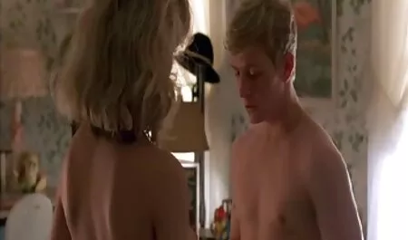Một người với lông mu thừa nhận rằng cô ấy muốn thổi kèn dicks sâu sắc và có nước mắt đi ra mắt của cô ấy, và anh chàng của chúng ta đã như một công cụ trong quần của ông, và khi ông rất thích cô ấy, cổ họng anh ở âm hộ và sau đó, rất nhiều lá sex nhật bản khong che trên lưỡi cô và cô nuốt tất cả mọi thứ