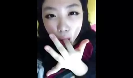 Để cuối cùng củng cố sự giao dịch bất động sản gợi cảm, ant thuyết phục khách gai nhat khong che hàng với cô, hình đẹp và những người đàn ông nghĩa là mất cái đầu của mình cho một thổi kèn, và sau đó là âm hộ của một cô gái