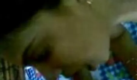 Chiếm ưu thế phim sex nhật bản gái xinh mẹ, người tình trẻ người làm vườn liếm lớn