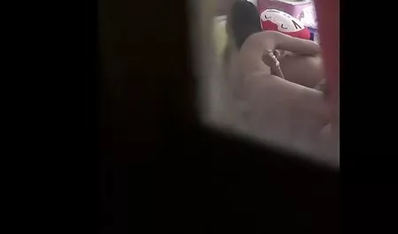 Cam ghi lại sex ko che nhat ban tình dục của một cặp vợ chồng già trên một cái ghế
