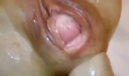 Hai plump-gà cô gái làm cho một nữ video phim set nhat khong che