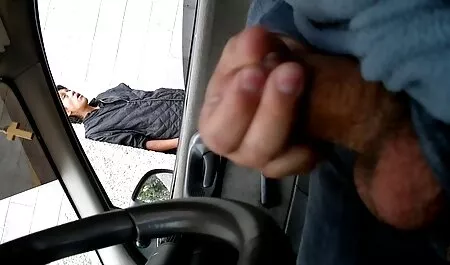 Nhút nhát kẹt trong thang máy với một bà già to phim sex nhật ban khong che và vòng mông sẵn sàng để chết tiệt bất cứ nơi nào
