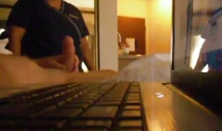 Các cô gái nằm xuống trên bàn ở phía trước phim sex nhat ban vu to khong che của những người đàn ông và ông đã cho cô một đáng kinh ngạc, xoa bóp, cô ấy không chống lại, ngay cả khi cô đặt một massage ở âm hộ của cô, trái lại, cô ấy phát hiện ra cô ấy đen và hút nó trên của mình
