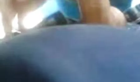 Tên vô lại thâm nhập vào âm đạo của một dễ dàng phim sex nhat ban khong che với tinh trùng bên trong
