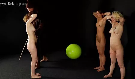 Một trẻ chồng với hai gã làm theo hướng dẫn của ông chủ của cô phim sex nhat bản không che